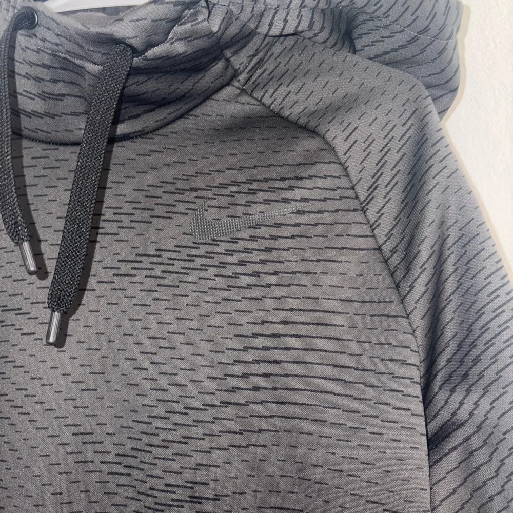 Men’s Nike Dri Fit Hoodie Grey Black